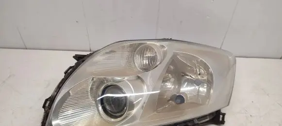 Toyota Auris 150 Headlight/headlamp 8115002460
