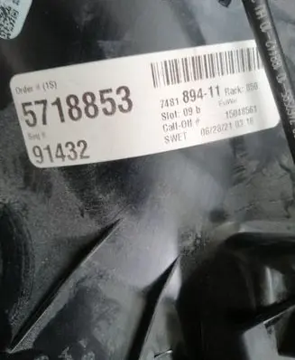 BMW X4 G02 (D) pillar trim (bottom) 51477424558 7481894 20210621