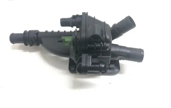 Thermostat/thermostat housing