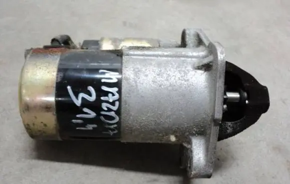 Mazda 3 I Starter motor M000T91381 4220 ZJ01