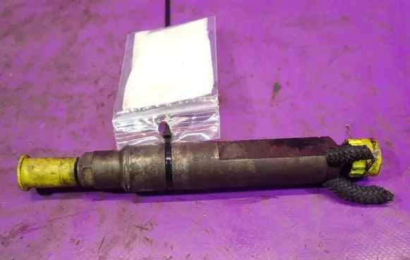Volkswagen PASSAT B4 Fuel injector