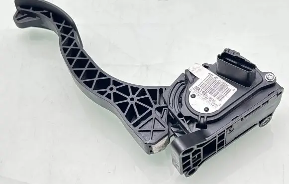 Peugeot Traveller Accelerator throttle pedal 9674829780 2149038 0280755269