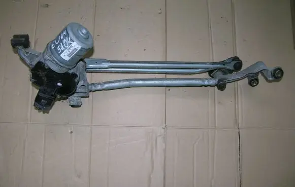 Front wiper linkage