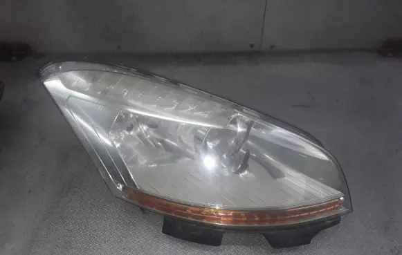 Citroen C4 I Picasso Headlight/headlamp 16298200
