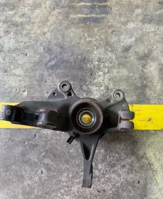 Ford Focus Front wheel hub JX6C3K171