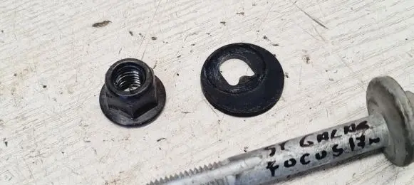 Ford Focus Rear suspension camber bolt 