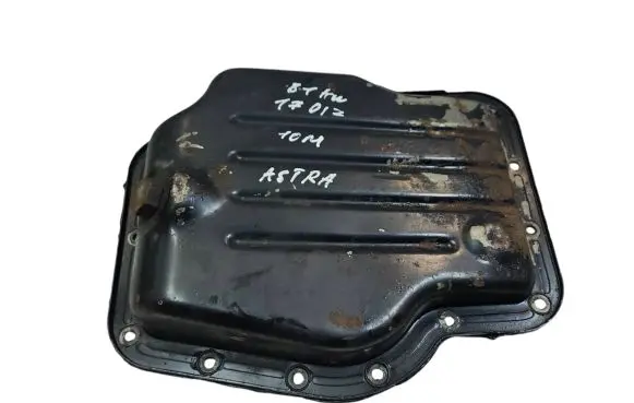 Opel Astra J Oil sump
