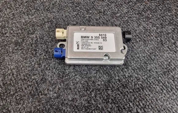 BMW M3 F80 USB control unit 9355549 316048373207 19163010