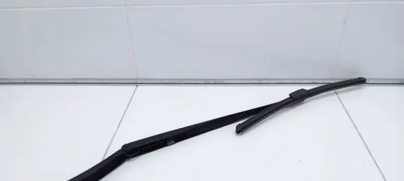 BMW 5 F10 F11 Windshield/front glass wiper blade 61617203156