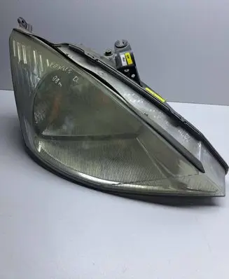 Ford Focus Headlight/headlamp XS4113005
