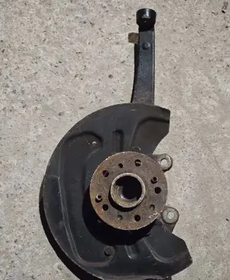 Mercedes-Benz GL X164 Front wheel hub A1643301720 A1643302320