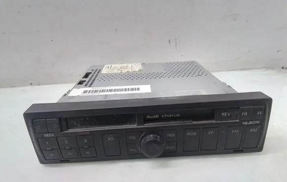 Audi A4 S4 B5 8D Radio/CD/DVD/GPS head unit 4B0035152