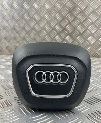 Audi Q7 4M Steering wheel airbag 4M0880201A