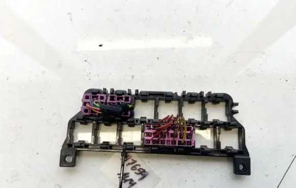 Audi A6 S6 C5 4B Fuse box set 8d0937503
