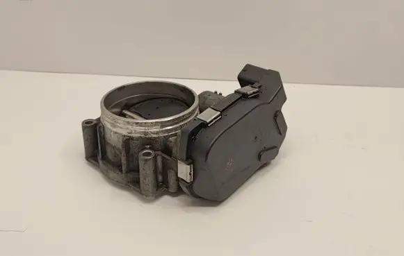 BMW X3 E83 Throttle valve 7556118 13547556118