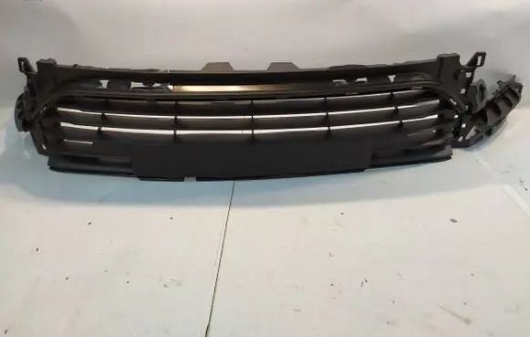 Renault Clio IV Front bumper 622541048R