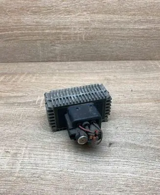 Opel Vectra C Glow plug pre-heat relay 55354141 51299018A