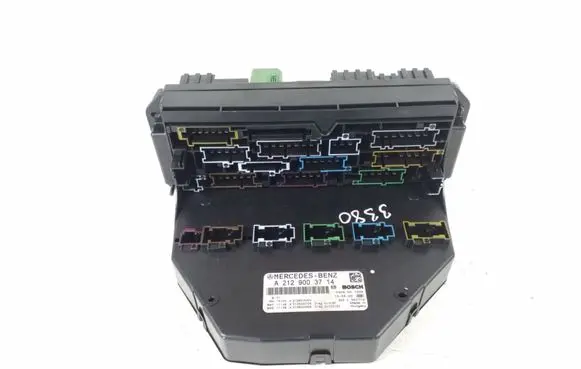 Mercedes-Benz CLS C218 X218 Fuse module A2129003714