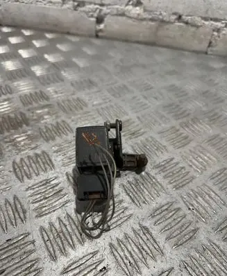 BMW 5 E60 E61 Air suspension front height level sensor 6784700