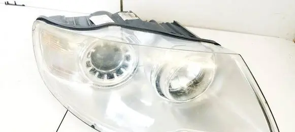 Volkswagen Touareg I Headlight/headlamp 