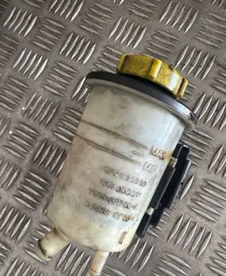 Land Rover Range Rover Sport L320 Power steering fluid tank/reservoir YC153R700A DFX500060 RQN000011