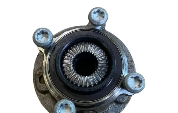 Mini Clubman F54 Front wheel hub 6874443