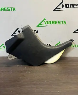 Foot area side trim