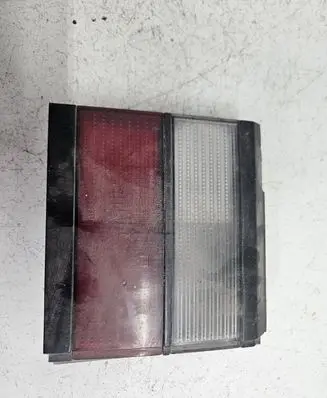Volkswagen PASSAT B3 Tailgate rear/tail lights 333945107