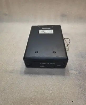 BMW 7 E38 CD/DVD changer 65128361058 0141483