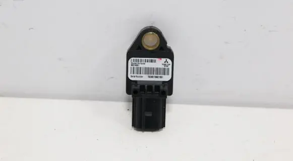 Citroen C-Crosser Airbag deployment crash/impact sensor 8651A001 39754C