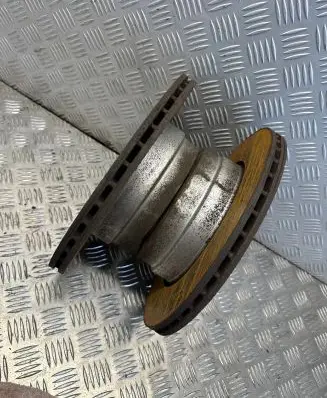 BMW X5 F15 Rear brake disc 6868940