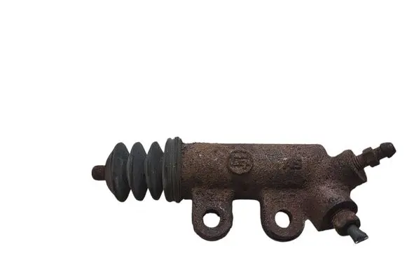 Toyota Corolla Verso AR10 Clutch slave cylinder 