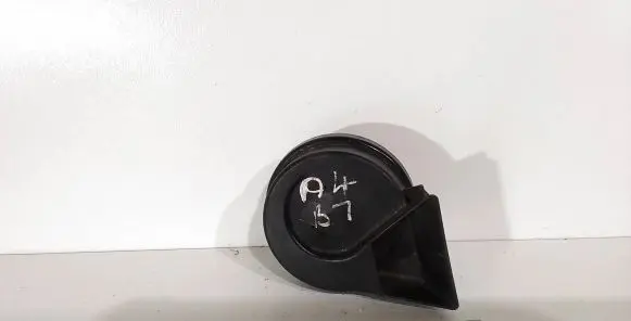 Audi A4 S4 B7 8E 8H Horn signal 8E0953223A