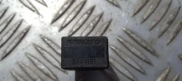 Volvo V70 Other relay 9441161 4rd00781400