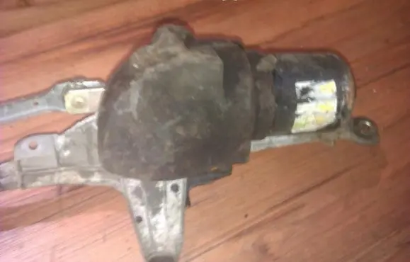 Renault Laguna I Wiper motor