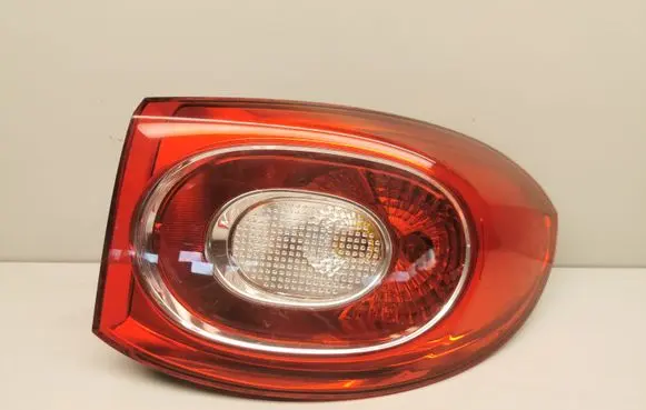 Volkswagen Tiguan Rear/tail lights 5N0945096F