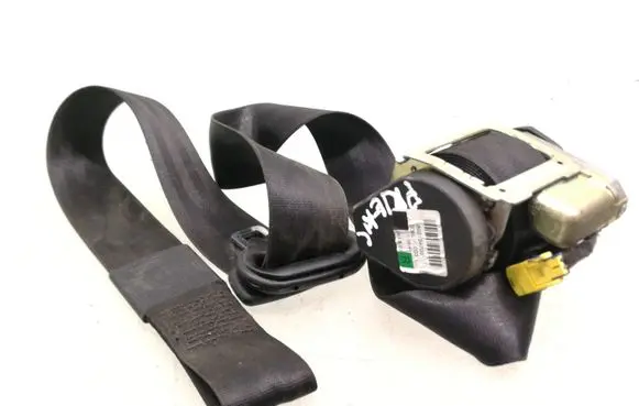 Audi A3 S3 8P Front seatbelt 8P3857706B