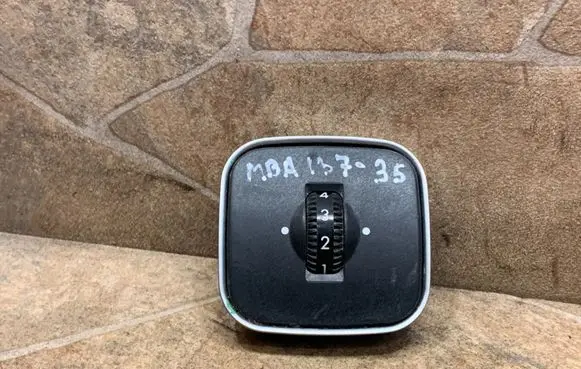 Mercedes-Benz SL R230 Seat control switch A2208000878
