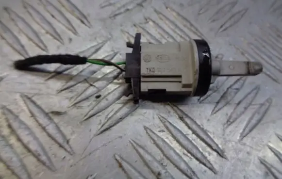 Audi A4 S4 B7 8E 8H Intake air temperature sensor 1K09074543A