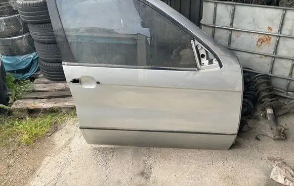 BMW X5 E53 Front door