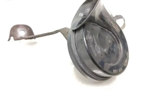 Volkswagen PASSAT B6 Horn signal E1000209 3c0951182a