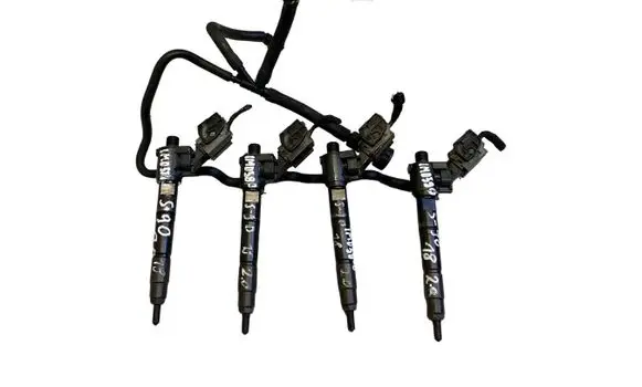 Volvo S90, V90 Fuel injectors set 31452113
