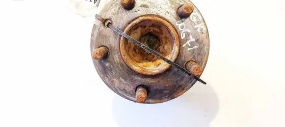 Ford Mondeo Mk III Rear wheel hub
