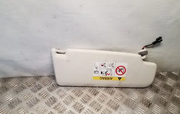 Volkswagen PASSAT CC Sun visor