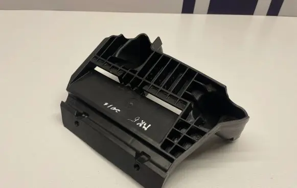 Battery tray