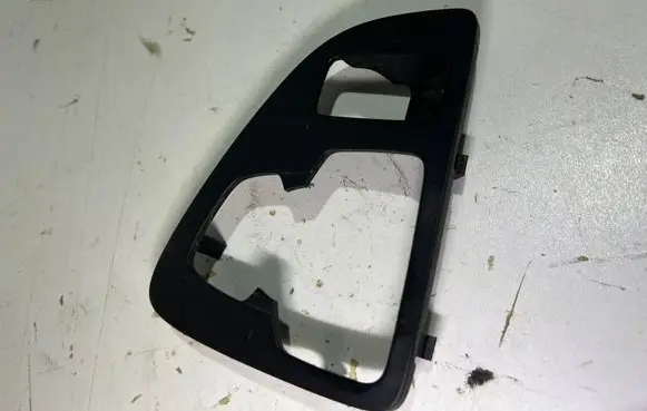 Opel Insignia A Other center console (tunnel) element 13273684