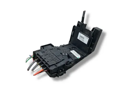 Peugeot 3008 I Battery control module 9666527580