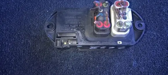 Fuse box set