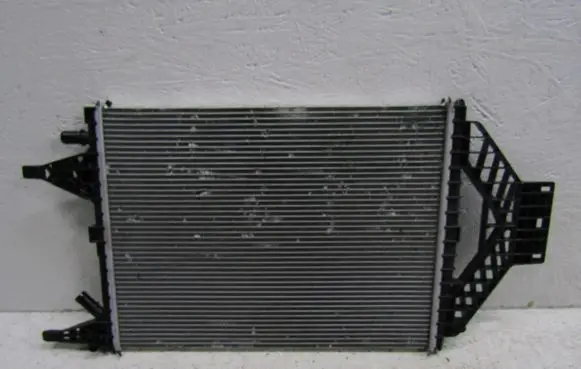 Dacia Duster III Coolant radiator 214575899R