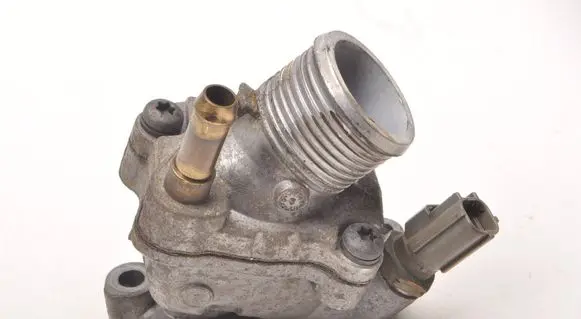 Volvo XC70 Thermostat housing 30650023